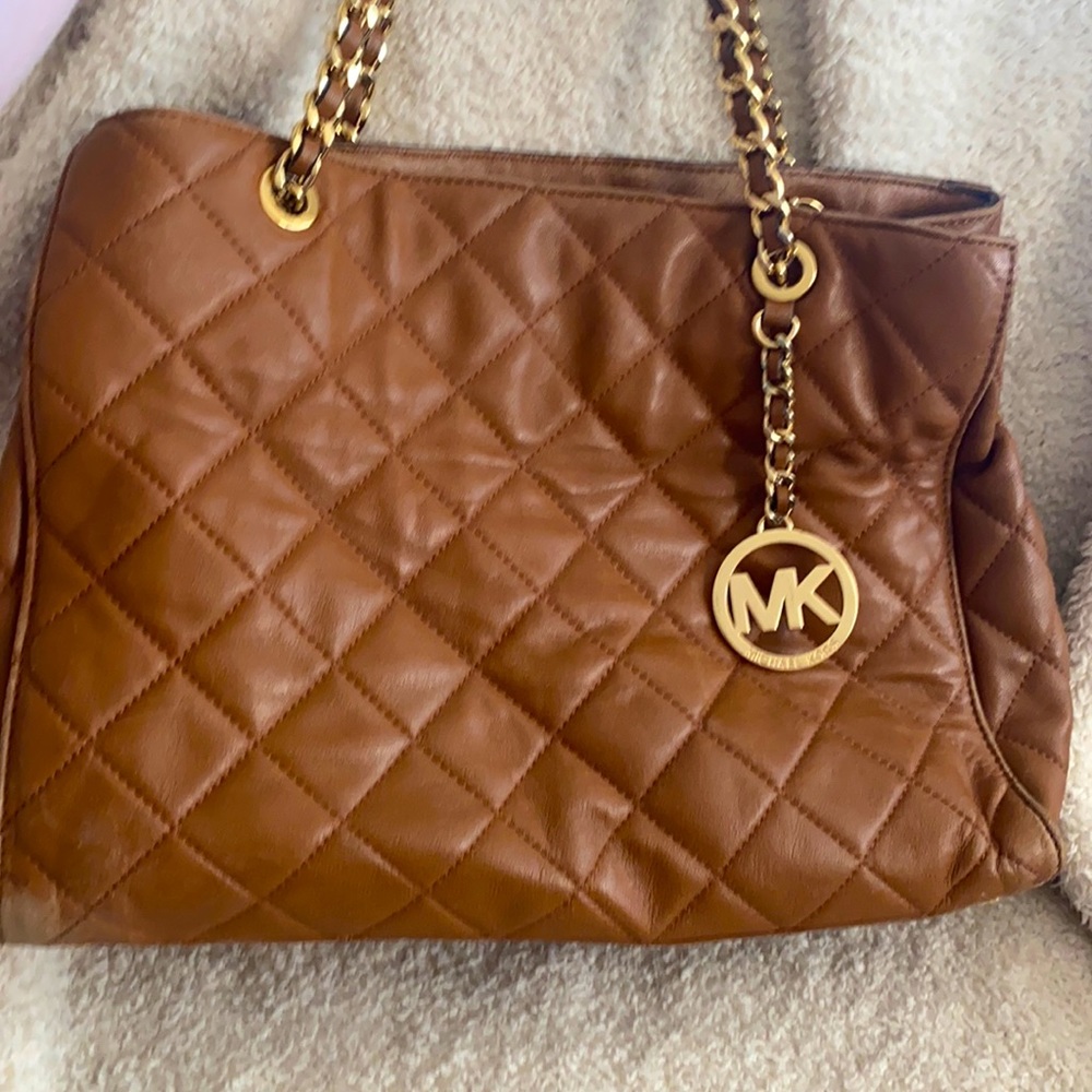 Michael Kors Leather Shoulder Used Handbag